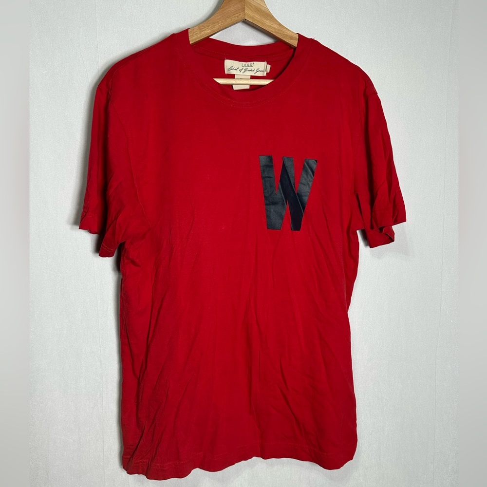 HM LOGG Label of Graded Goods Mens‎ Red W Graphic Varsity T-Shirt Size Medium